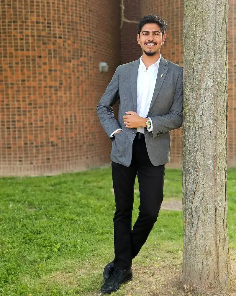 Daron Thankachan, digital marketing consultant in Niagara Falls Ontario, founder of DigiDaron Technologies